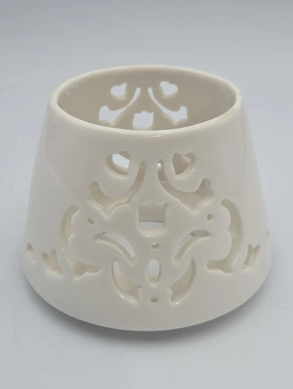 Home Interiors Preston Lattice  Ceramic Candle Shade Pierce Design Ivory